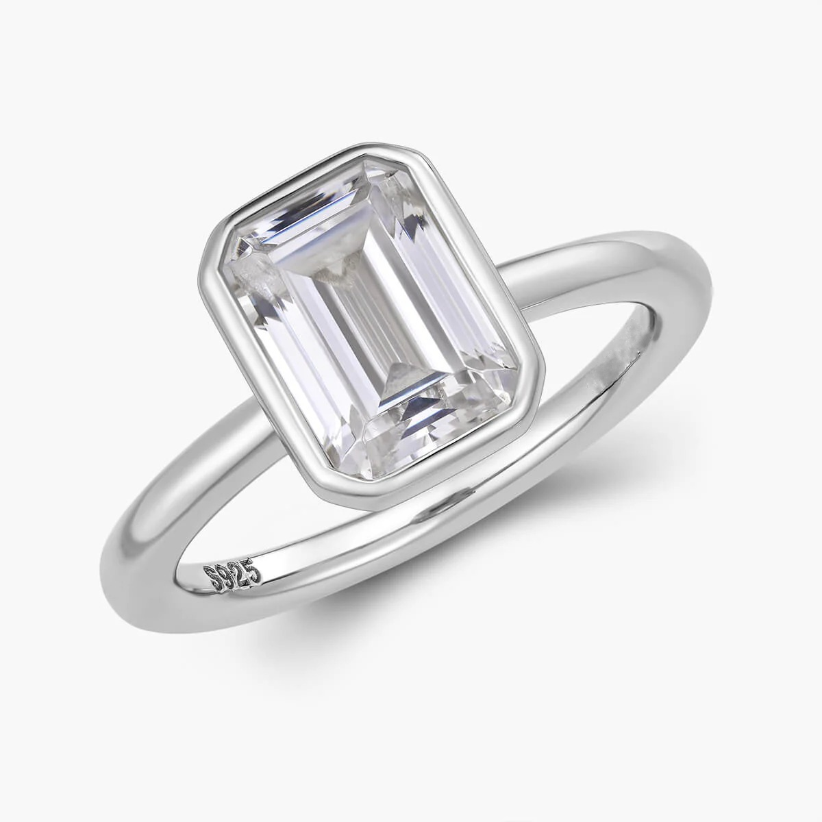 Magnifique Moissanite